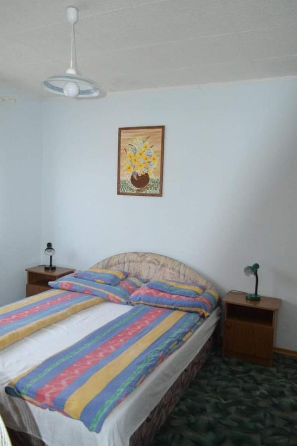 Tabàn Vendégház Balatonlelle Extérieur photo
